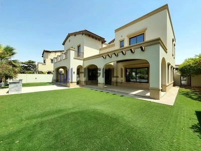 6 Bedroom | Massive Mansion | Prime Location-0