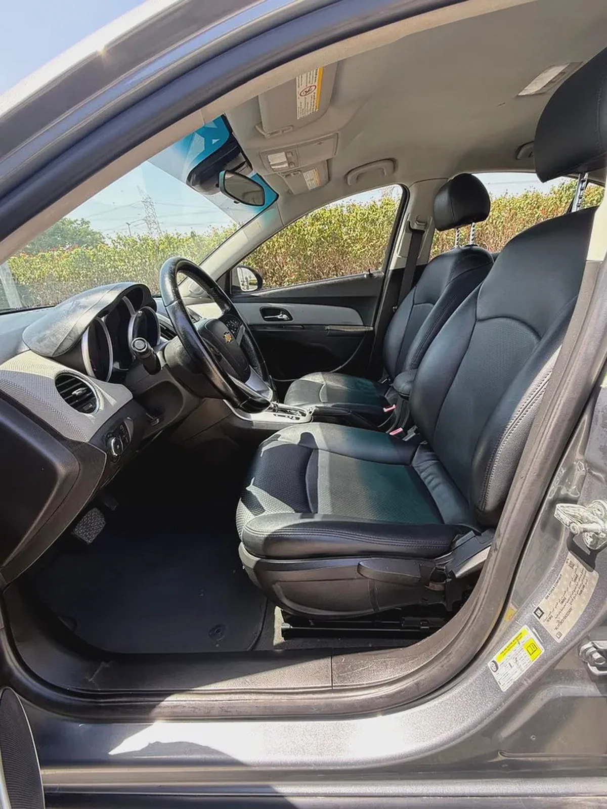 Chevrolet Cruze LS 2016 - GCC Specs - Excellent Condition-8-8