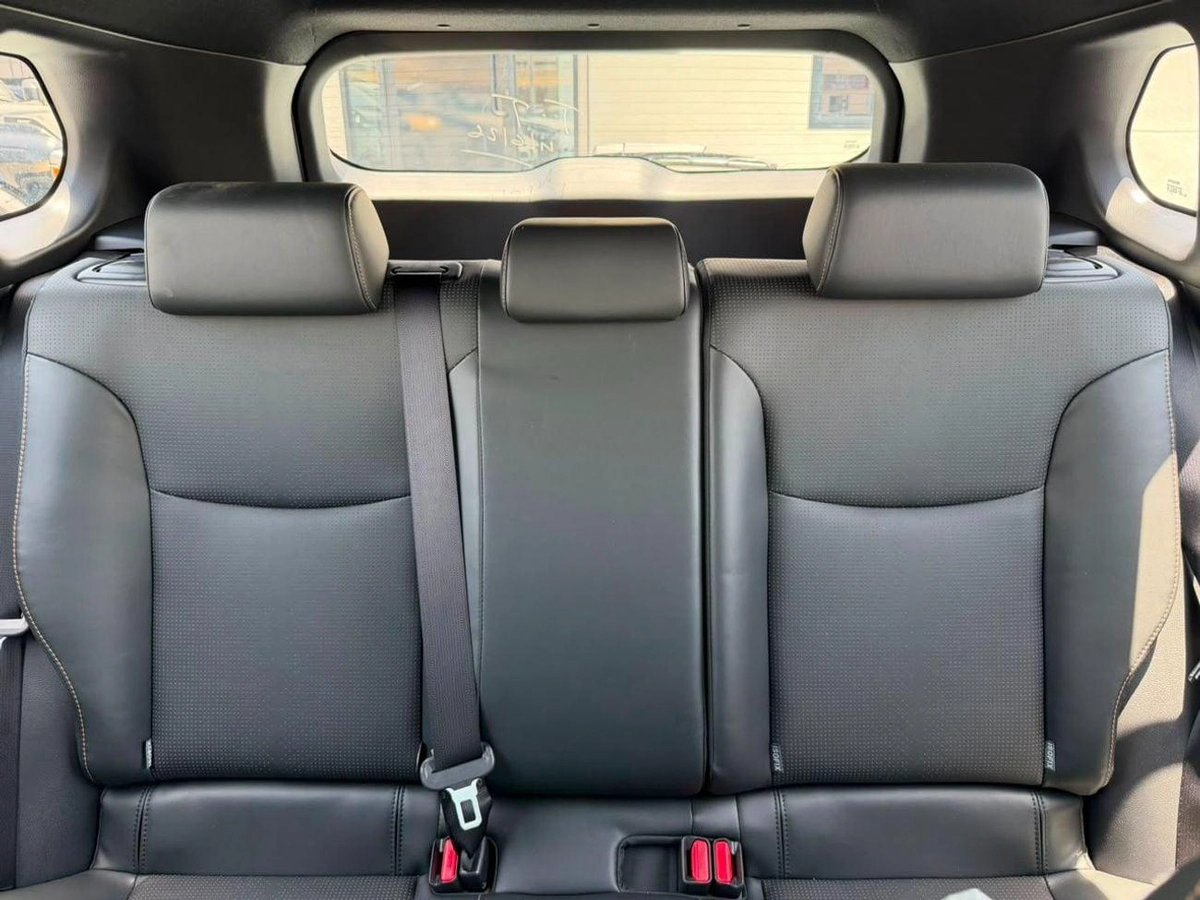 Toyota Corolla Cross GLI 2.0L HEV 2025 Electric Seat 2025-10-0