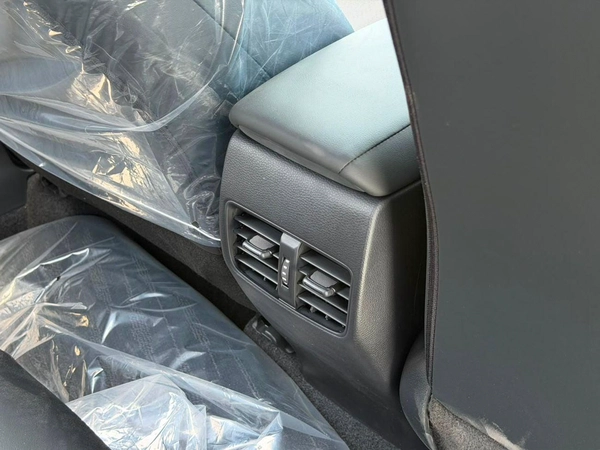 Toyota Corolla Cross GLI 2.0L HEV 2025 Electric Seat 2025