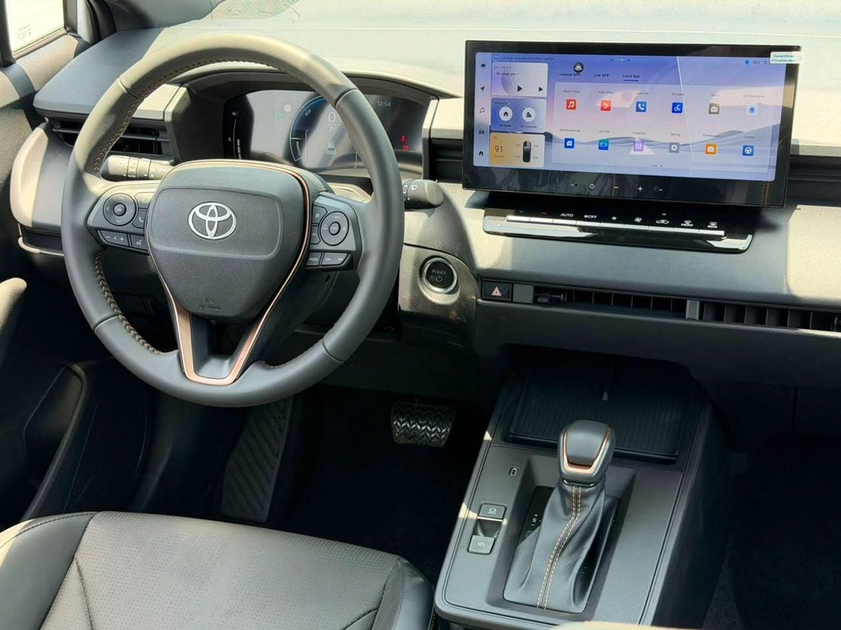 Toyota Corolla Cross GLI 2.0L HEV 2025 Electric Seat 2025-5-0