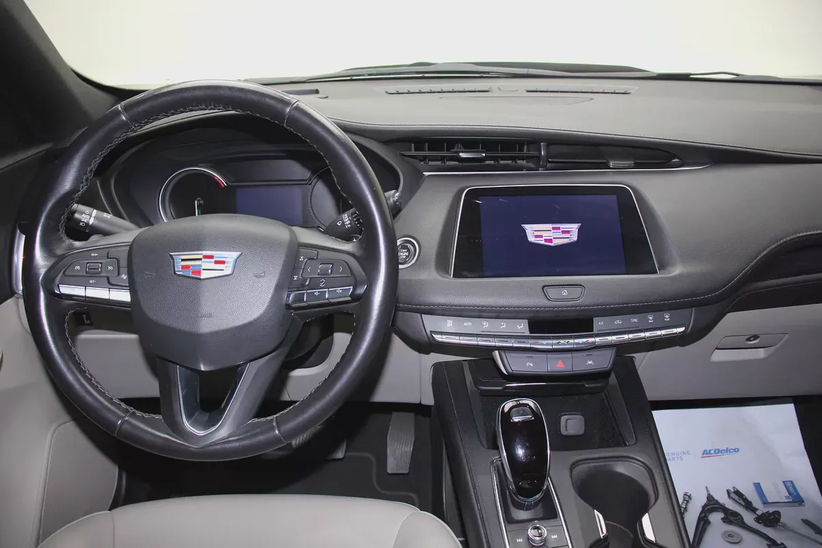 2023 Cadillac XT4 Luxury GCC Specs-7-7