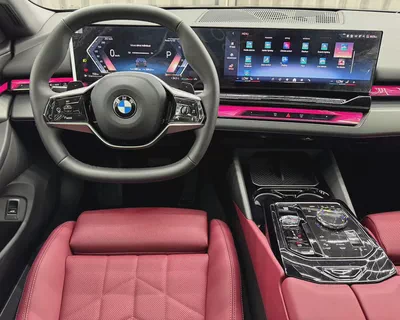 Exclusive offer | LOW Mileage | GCC | Luxury Sedan | AGMC Warranty 2028 | AGMC Service 2028-15
