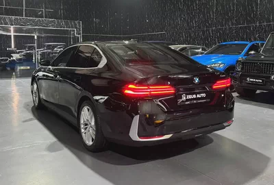 Exclusive offer | LOW Mileage | GCC | Luxury Sedan | AGMC Warranty 2028 | AGMC Service 2028-4