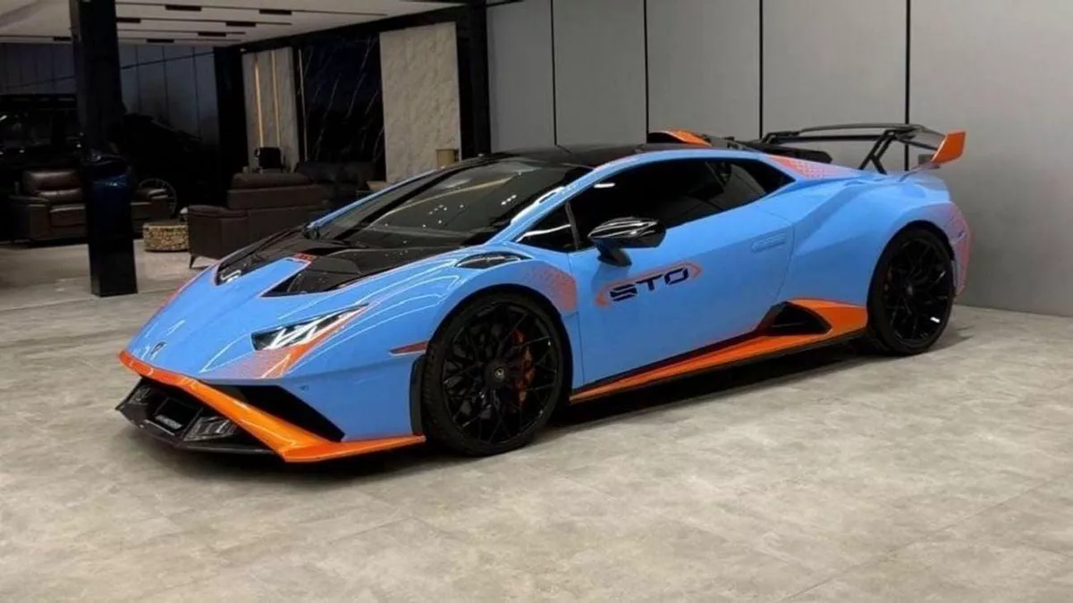 Lamborghini Huracan EVO Coupe With STO KIT 2022 USA specs