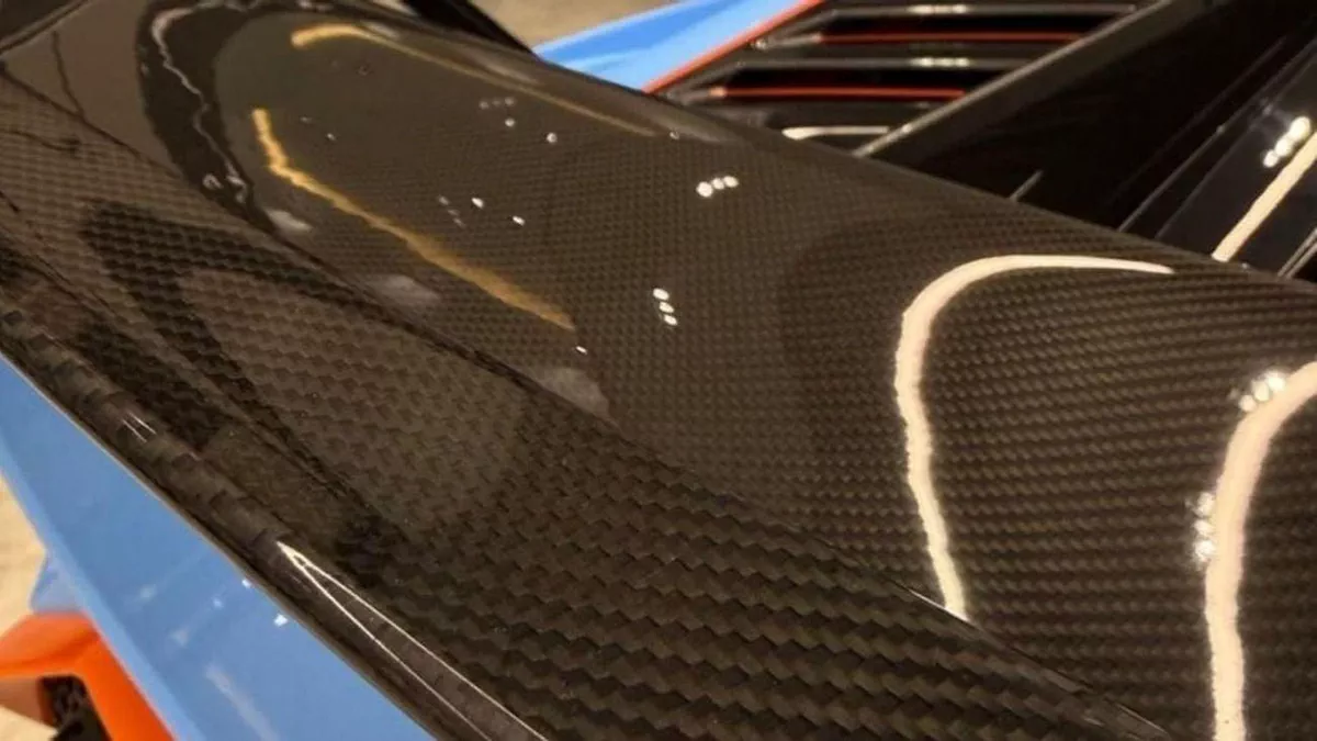 Lamborghini Huracan EVO Coupe With STO KIT 2022 USA specs-19-0