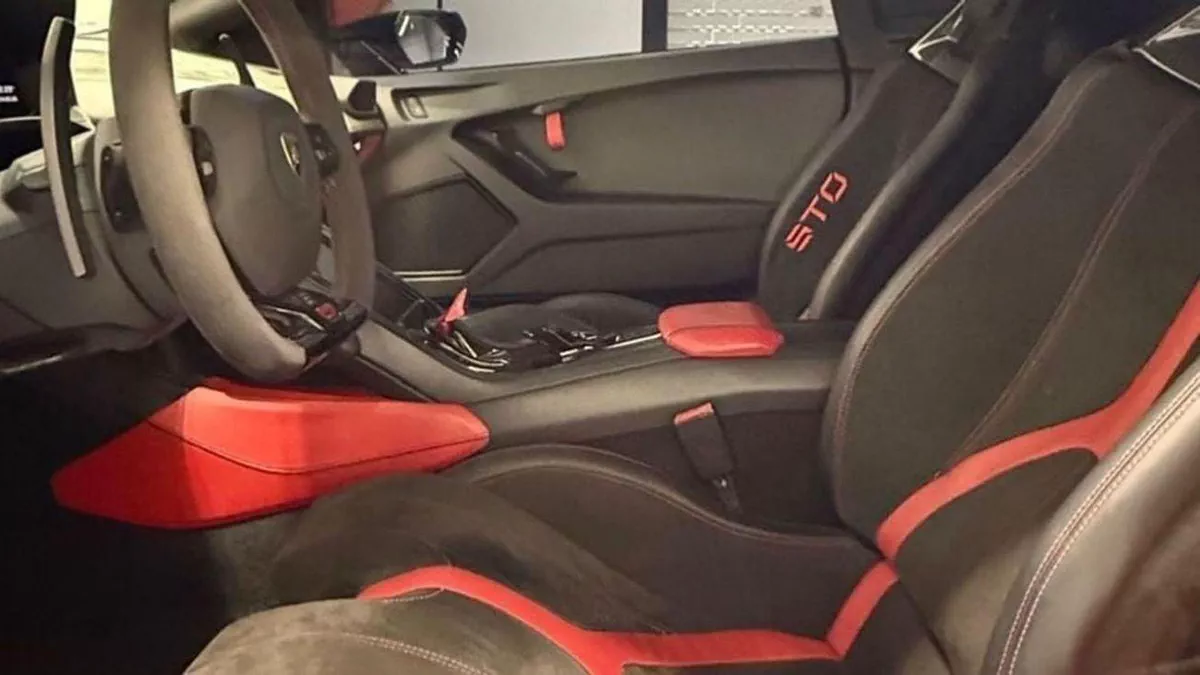 Lamborghini Huracan EVO Coupe With STO KIT 2022 USA specs-6-0