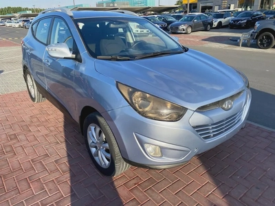 Hyundai tucson 2013 silver color GCC cleen car-7