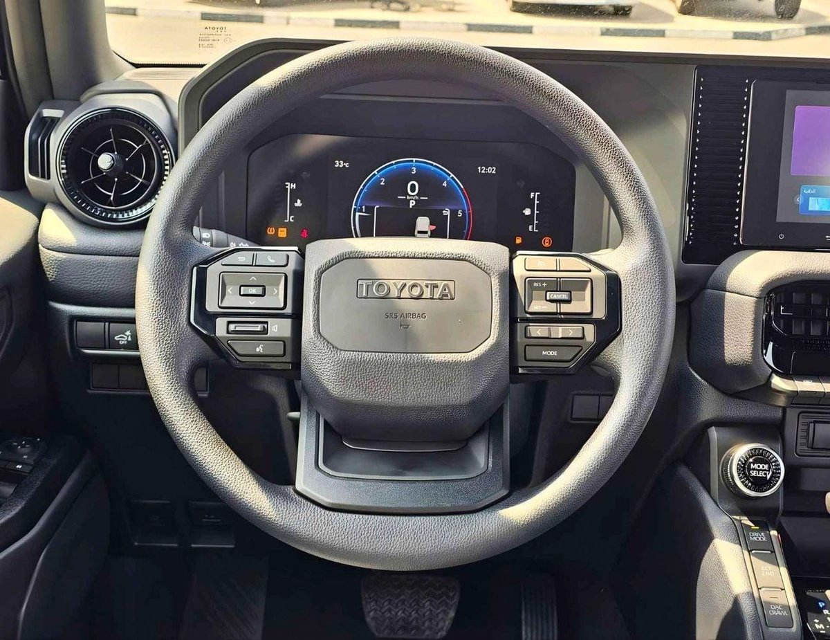 Toyota Prado VXR TURBO ALL ROUNDER / 2.8L DIESEL V4 / DIFFLOCK / SUNROOF / COOL BOX (CODE # P28AR2)-14-0