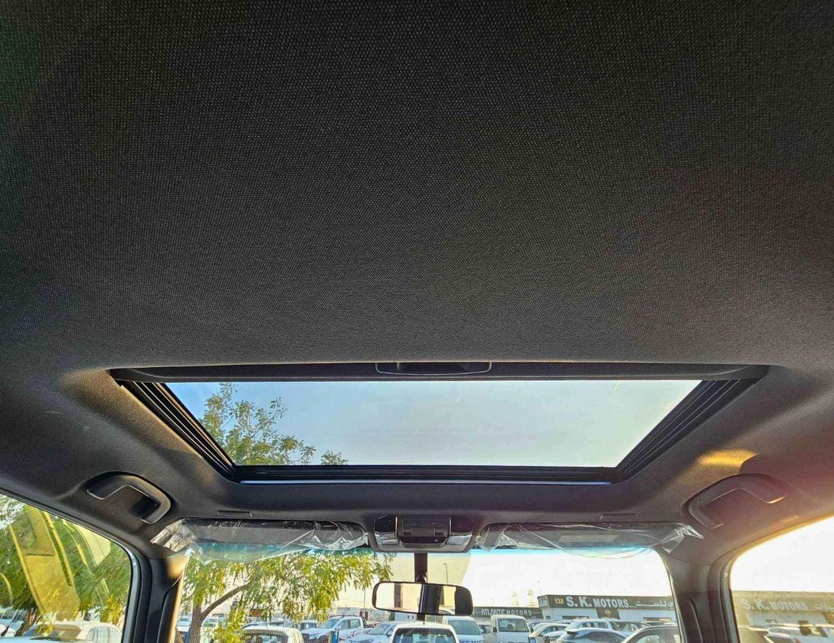 Toyota Prado VXR TURBO ALL ROUNDER / 2.8L DIESEL V4 / DIFFLOCK / SUNROOF / COOL BOX (CODE # P28AR2)-15-0