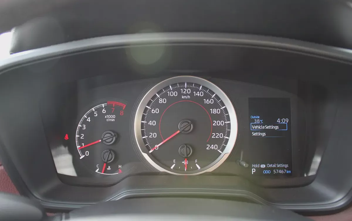 2024 Toyota Corolla Cross XL GCC Specs-10-10