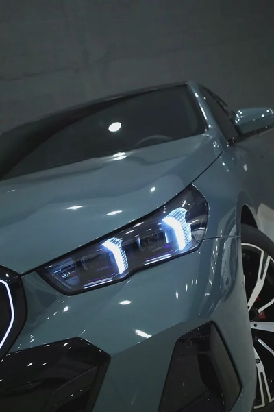 2025 BMW 520i M-Kit GCC Specs - Like New!-3
