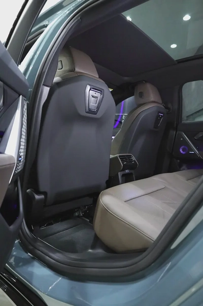 2025 BMW 520i M-Kit GCC Specs - Like New!-15