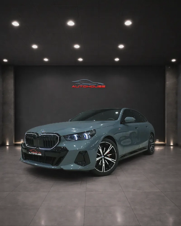 2025 BMW 520i M-Kit GCC Specs - Like New!