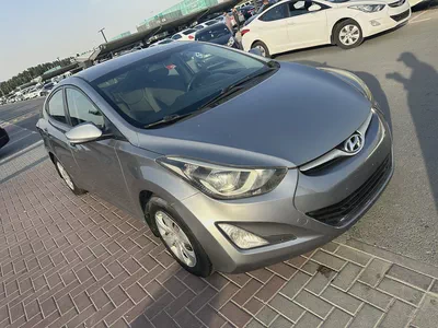 Hyundai Elantra 2016 gary color GCC alen car-1