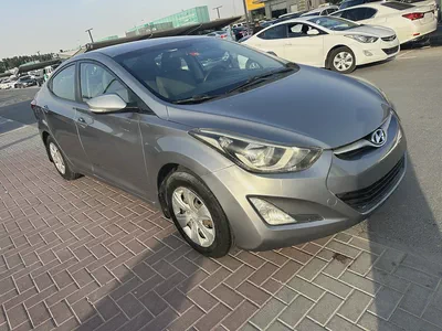 Hyundai Elantra 2016 gary color GCC alen car-3