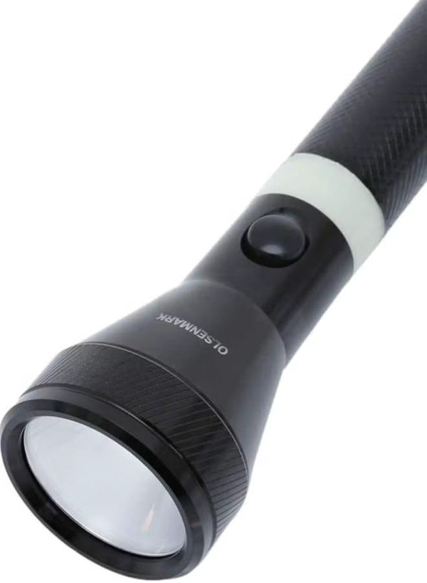Olsenmark 2-Piece Flashlight Set Black 150grams