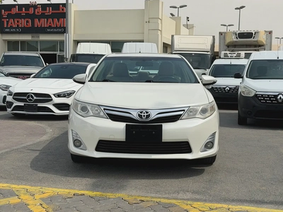 Toyota Camry 2014 Limited White-0