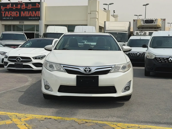 Toyota Camry 2014 Limited White