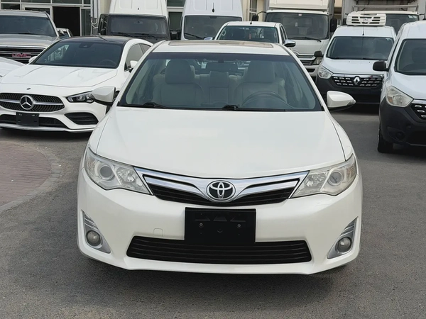 Toyota Camry 2014 Limited White