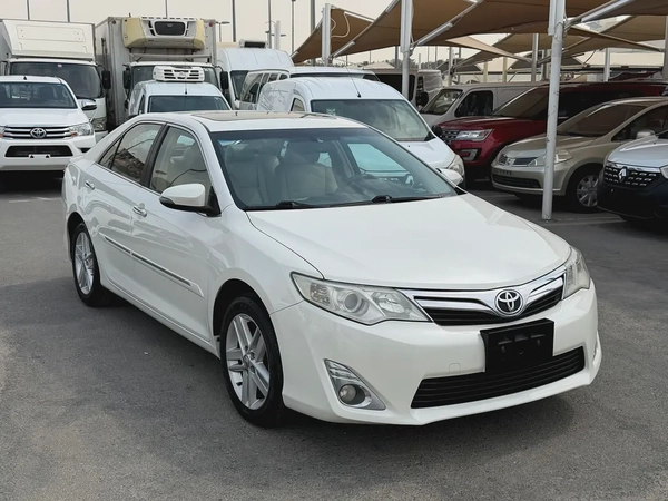 Toyota Camry 2014 Limited White