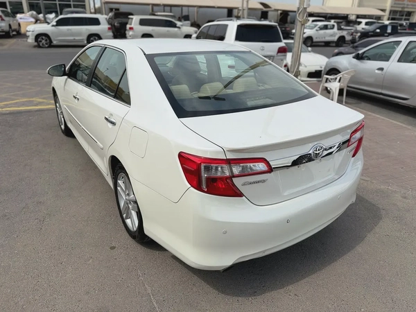 Toyota Camry 2014 Limited White