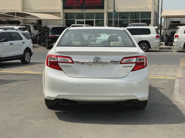 Toyota Camry 2014 Limited White
