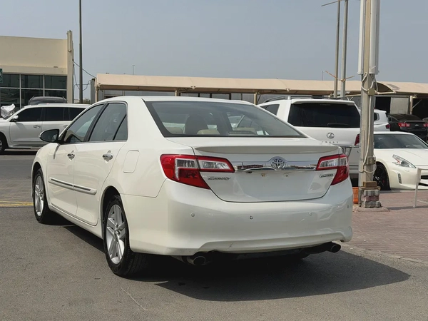 Toyota Camry 2014 Limited White
