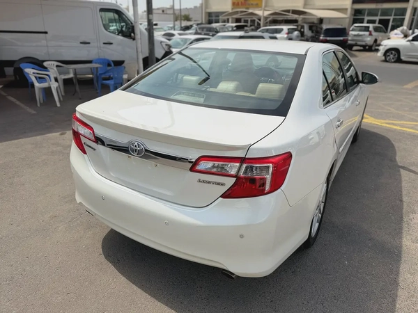 Toyota Camry 2014 Limited White