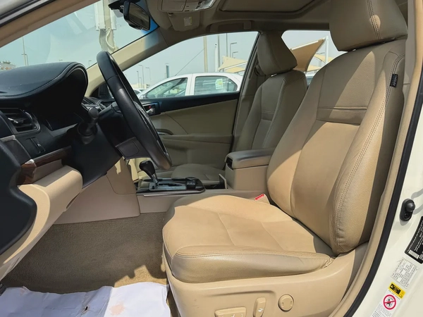Toyota Camry 2014 Limited White