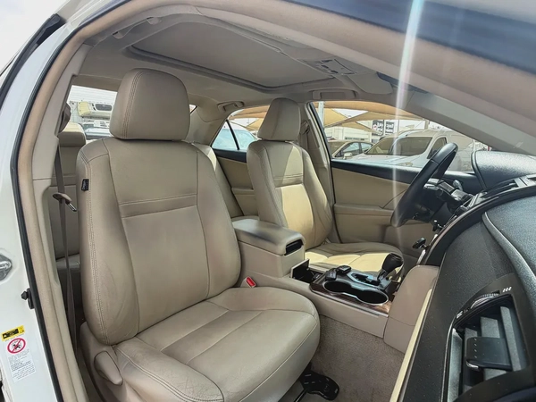 Toyota Camry 2014 Limited White