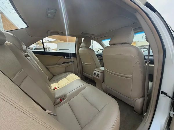 Toyota Camry 2014 Limited White