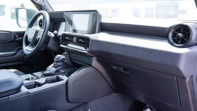 Toyota Prado TOYOTA PRADO URBAN 2.4 PETROL 2025-11