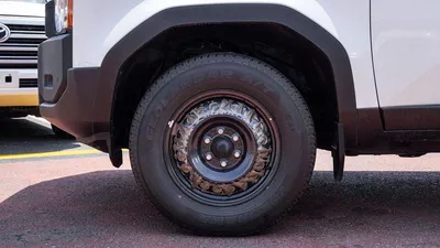Toyota Prado TOYOTA PRADO URBAN 2.4 PETROL 2025-15