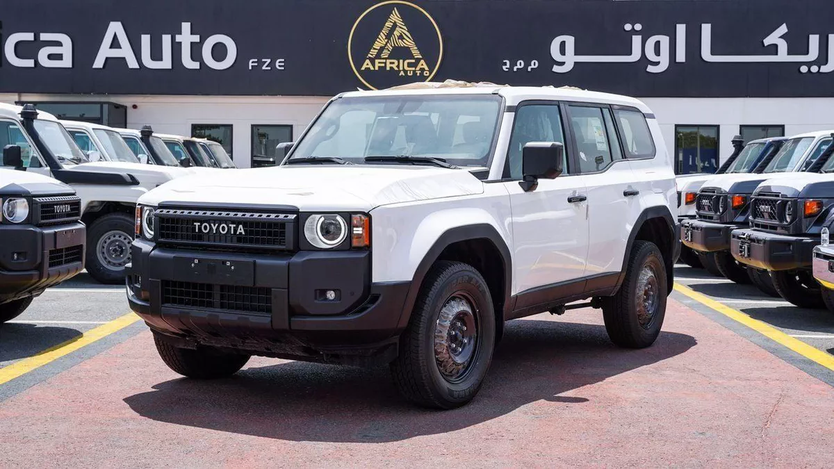 Toyota Prado TOYOTA PRADO URBAN 2.4 PETROL 2025-2-0