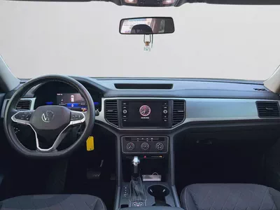 AED 920 P.M | 0% DOWN | VW TERAMONT COMFORTLINE | 7-SEATER | V6 AWD | 2022 GCC-11