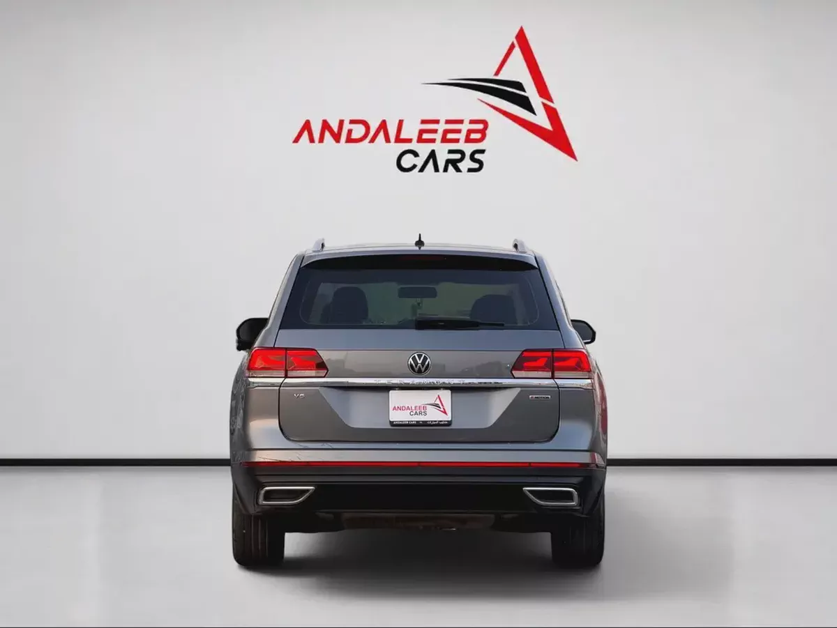 AED 920 P.M | 0% DOWN | VW TERAMONT COMFORTLINE | 7-SEATER | V6 AWD | 2022 GCC-3-3
