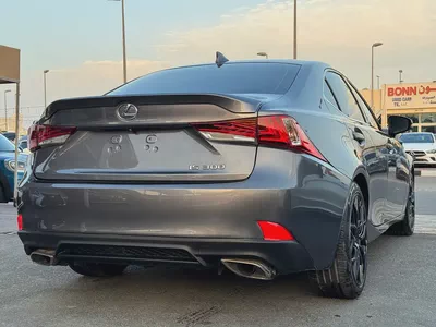 لكزس IS300 V4 2.0L موديل 2019 وارد فل اوبشن بحاله ممتازه-9
