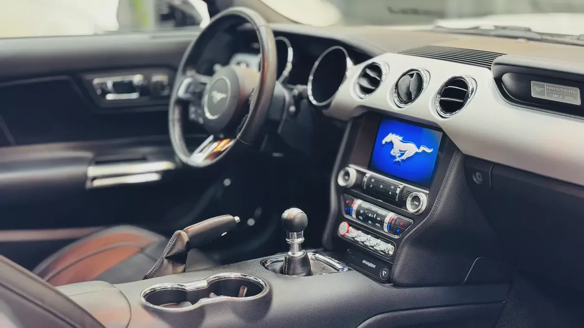 Ford Mustang GT 2017 GCC Specs Manual Transmission-10-10