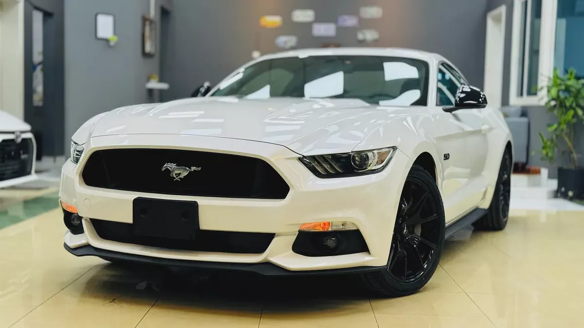 Ford Mustang GT 2017 GCC Specs Manual Transmission