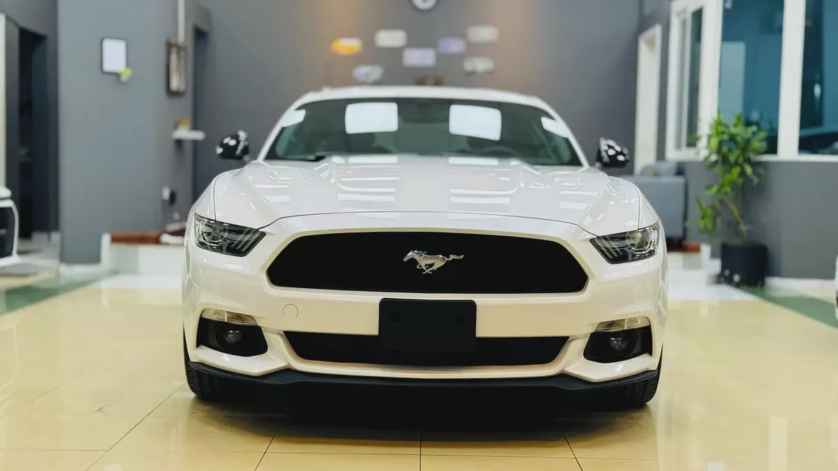 Ford Mustang GT 2017 GCC Specs Manual Transmission-1-1