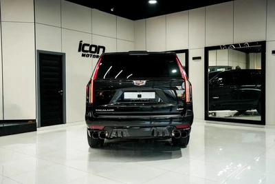 2024 Cadillac Escalade V - GCC Specs - Brand New-2