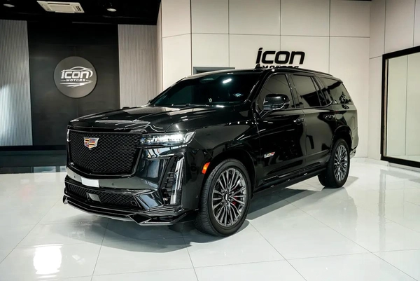 2024 Cadillac Escalade V - GCC Specs - Brand New