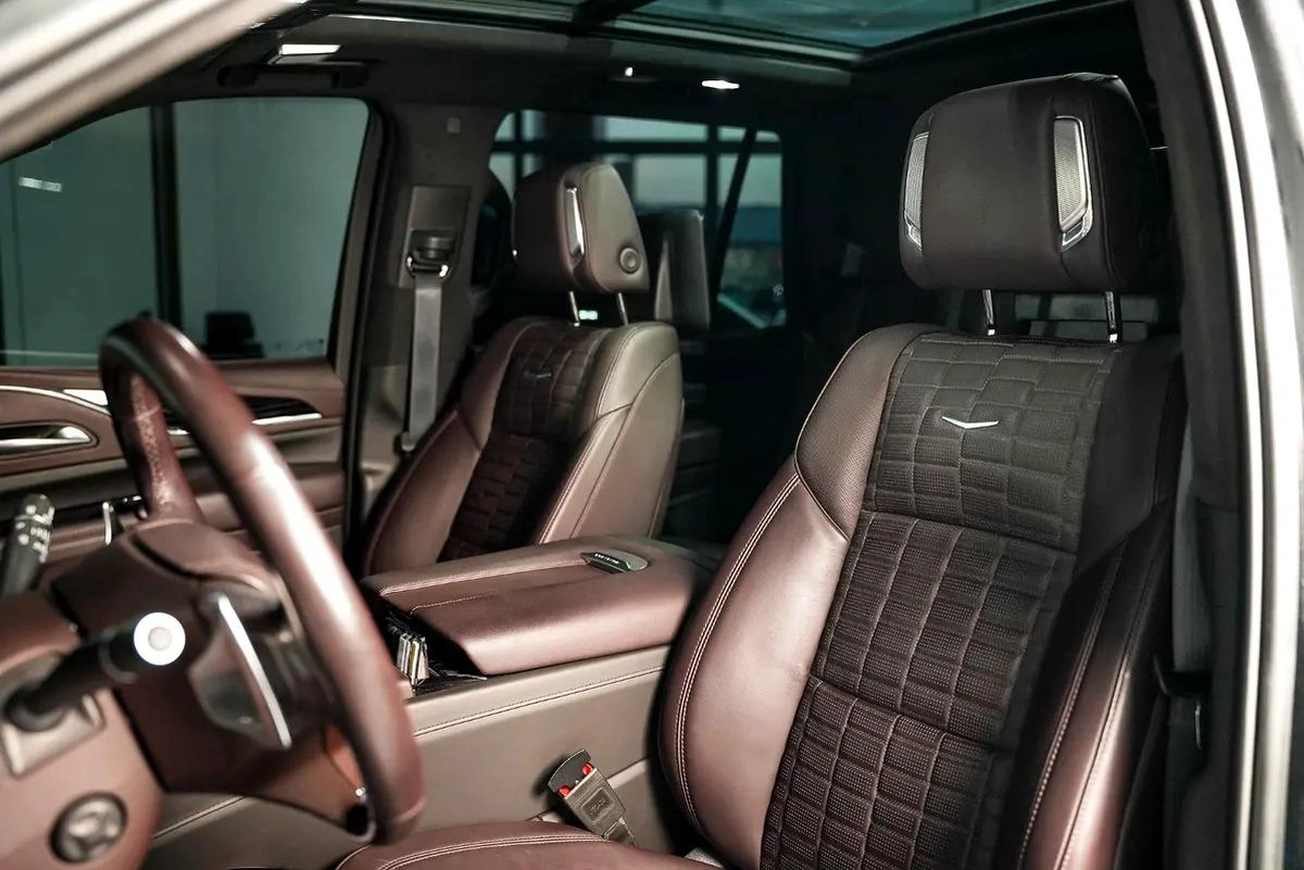 2024 Cadillac Escalade V - GCC Specs - Brand New-6-6
