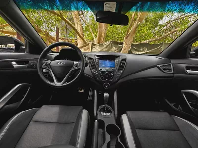 HYUNDAI VELOSTER TURBO | GCC SPECS | TOP CONDITION-4
