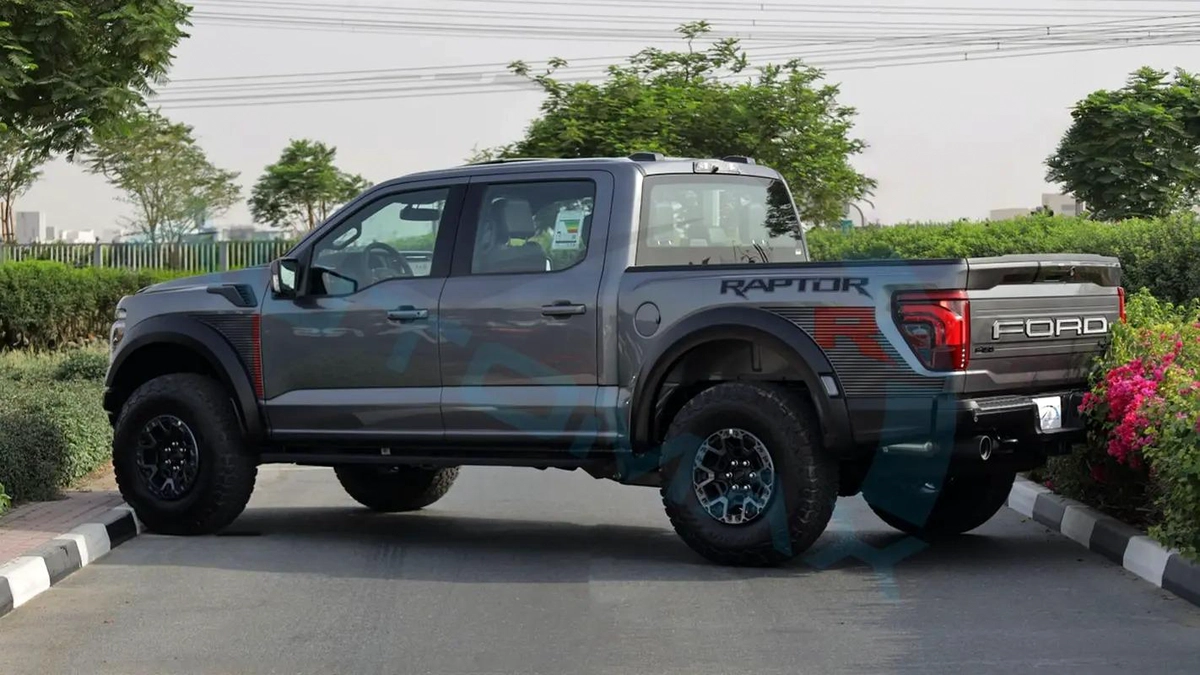 ( For Export ) 2026/2026 Ford F-150 Raptor R 5.2L Supercharged V8 GCC BRAND NEW