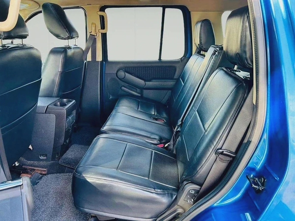 FORD EXPLORER XLT - 2010 - CLEAN CAR FRESH JAPAN IMPORT