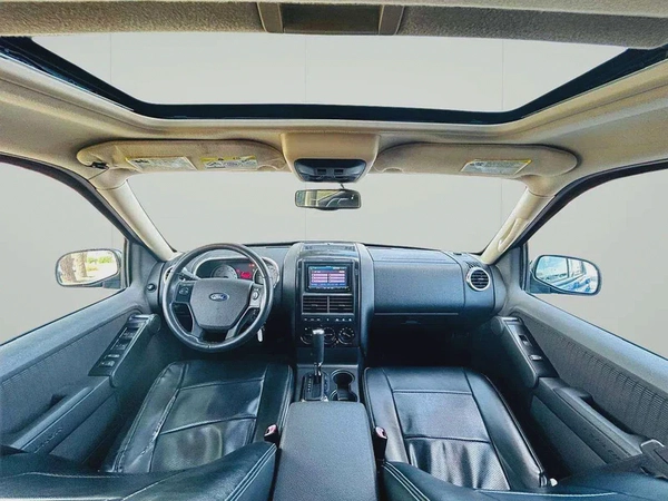 FORD EXPLORER XLT - 2010 - CLEAN CAR FRESH JAPAN IMPORT