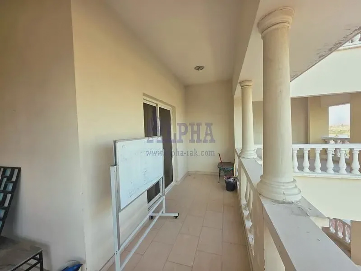 1 Bedroom | Fully Furnished | Well Maintained-1-1