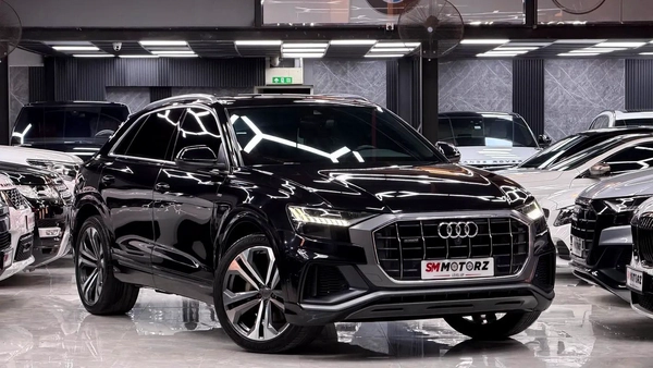 2019 GCC AUDI Q8 55TFSI S-LINE AGENCY SERVICE HISTORY GCC SPECS